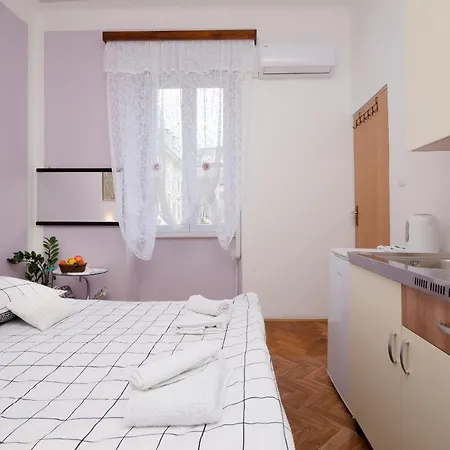 Apartment Bulesic *