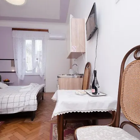 Apartment Bulesic *