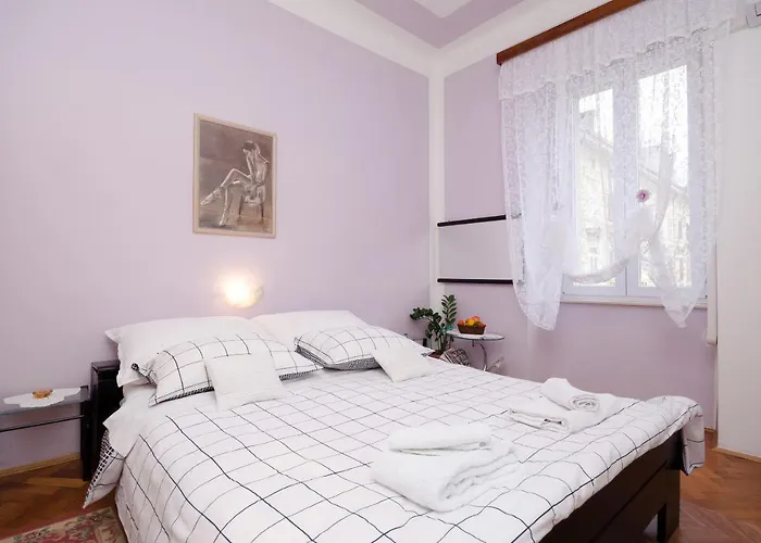 Bulesic * רייקה